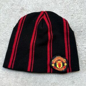 Manchester United Vintage Striped Men’s Patched Soccer Beanie One Size OS